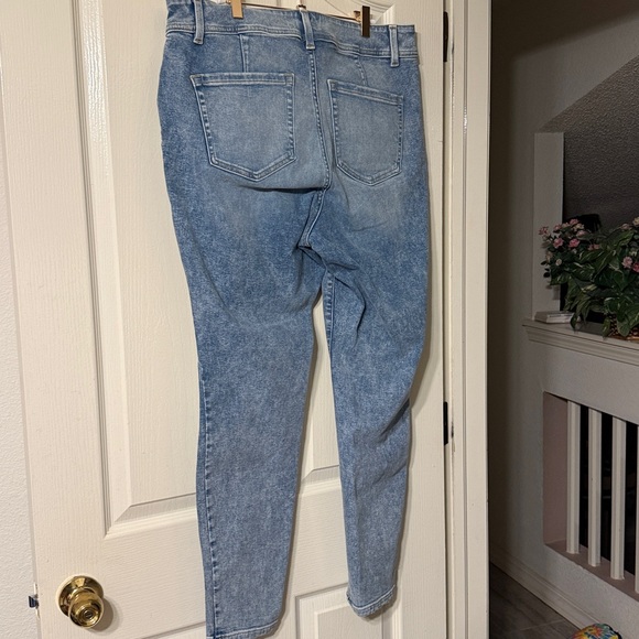 Lane Bryant Flex Magic Waistband High-Rise Jegging - Picture 7 of 9